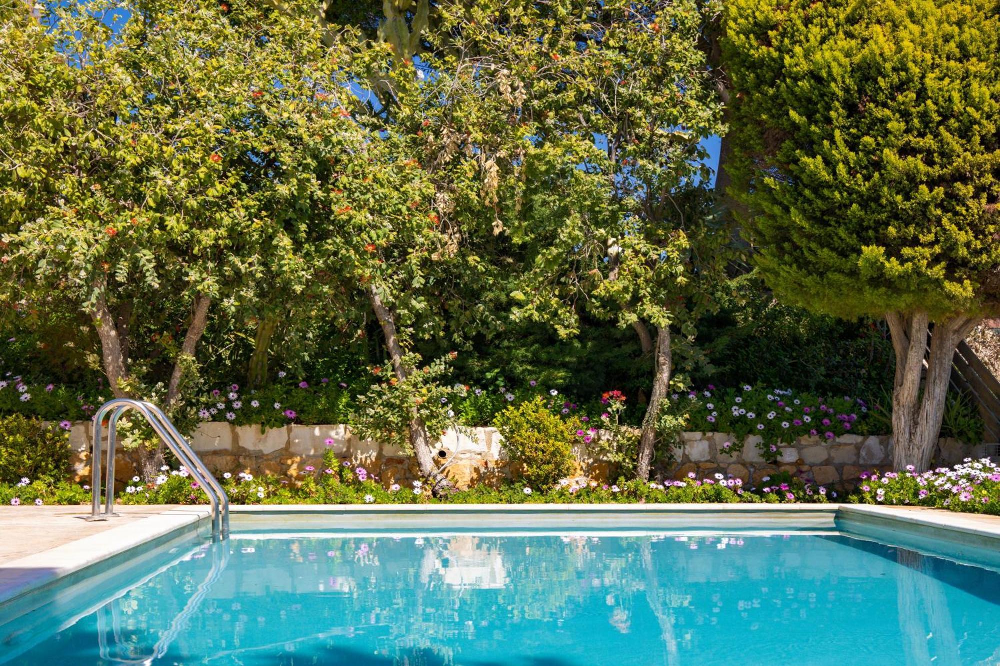 Villa Anatoli Stalós Exteriör bild